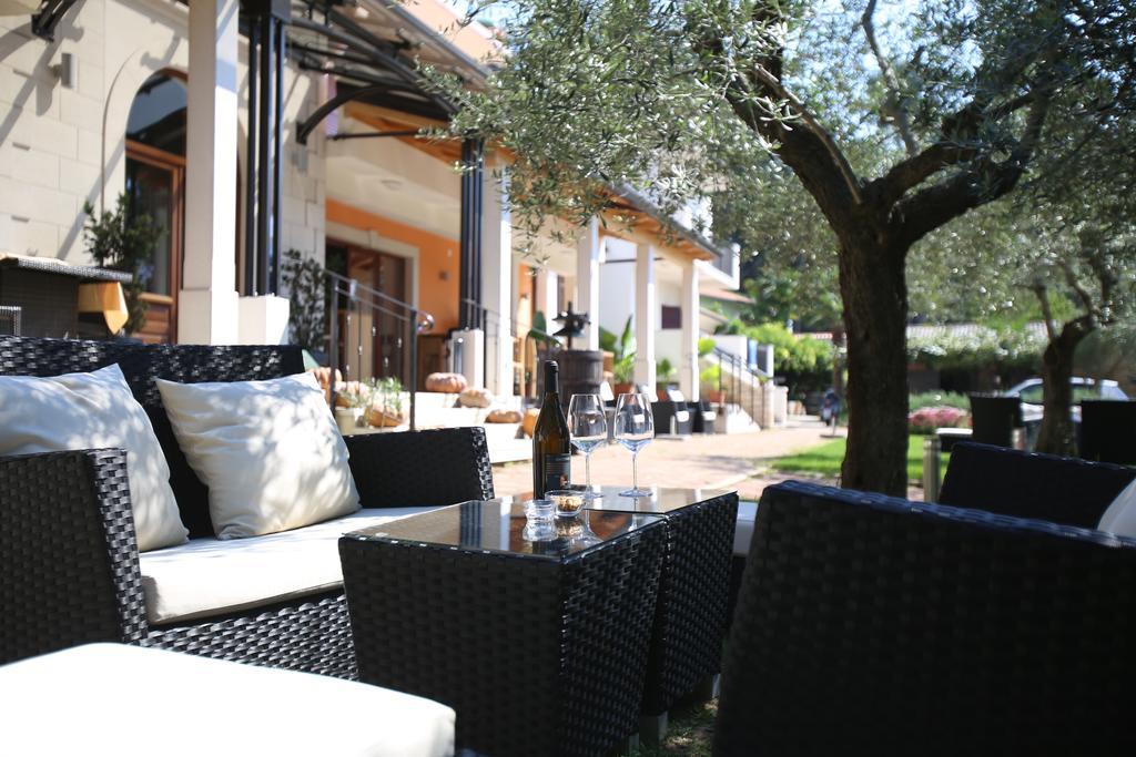 רוביני Villa Dobravac Wine Estate מראה חיצוני תמונה