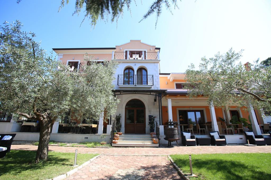 רוביני Villa Dobravac Wine Estate מראה חיצוני תמונה